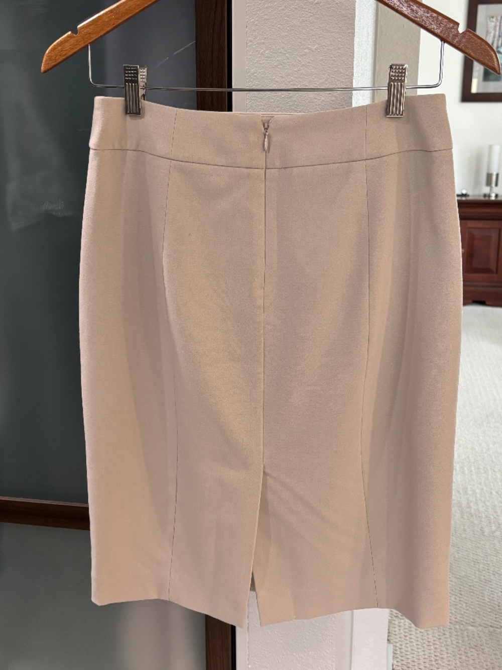 Calvin Klein Pencil Skirt -Beige/Cream Size 2 - Picture 3 of 9